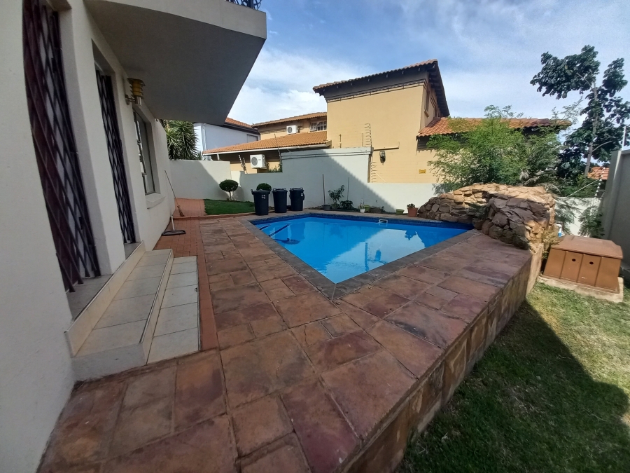 5 Bedroom Property for Sale in Cashan North West